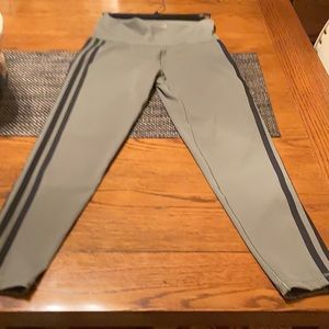 Adidas leggings